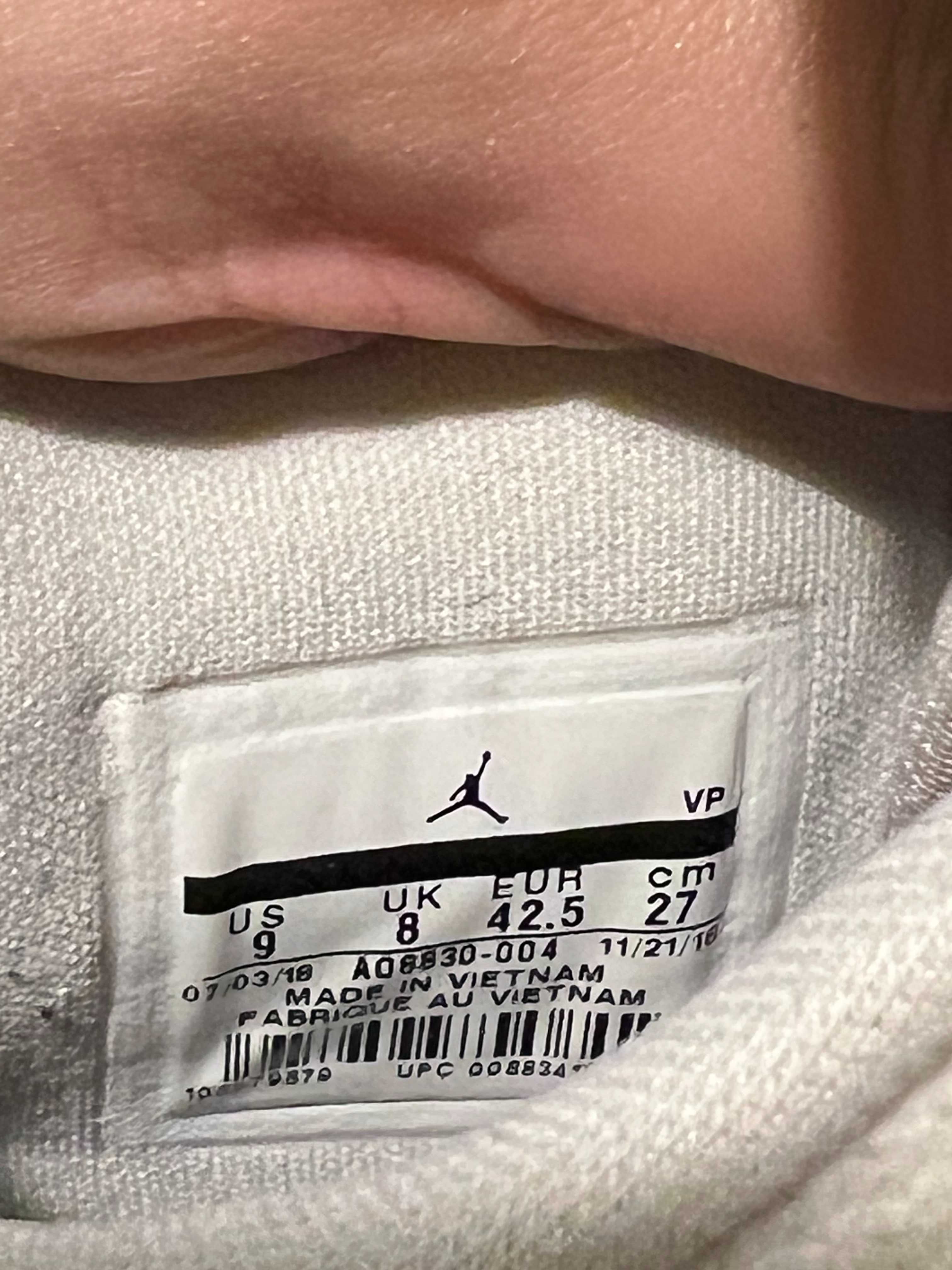 Nike Air Jordan 33 Flight Speed with FastFit System (Tamanho 42.5)