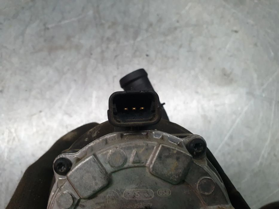 Bomba de água RENAULT Clio V (BF_)