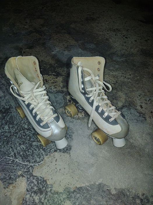 Patins 4 rodas tamanho 39