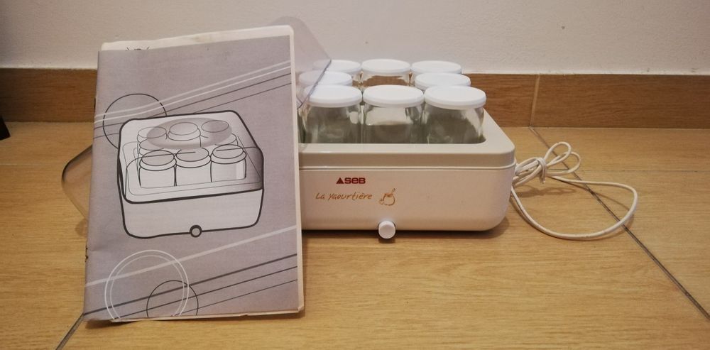 Iogurteira elétrica