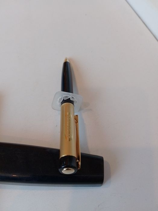 ручка шариковая , Паркер , ГДР 5 цветов,