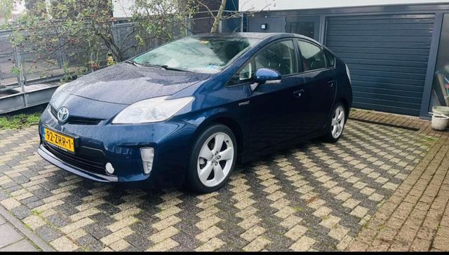 Honda prius biznes 2013 super stan 100%