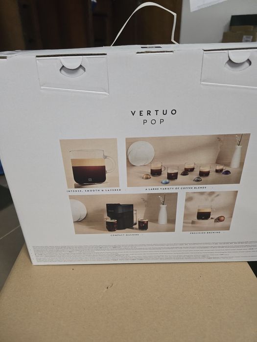 Vendo Nespresso Vertuo Pop nova na caixa a estrear