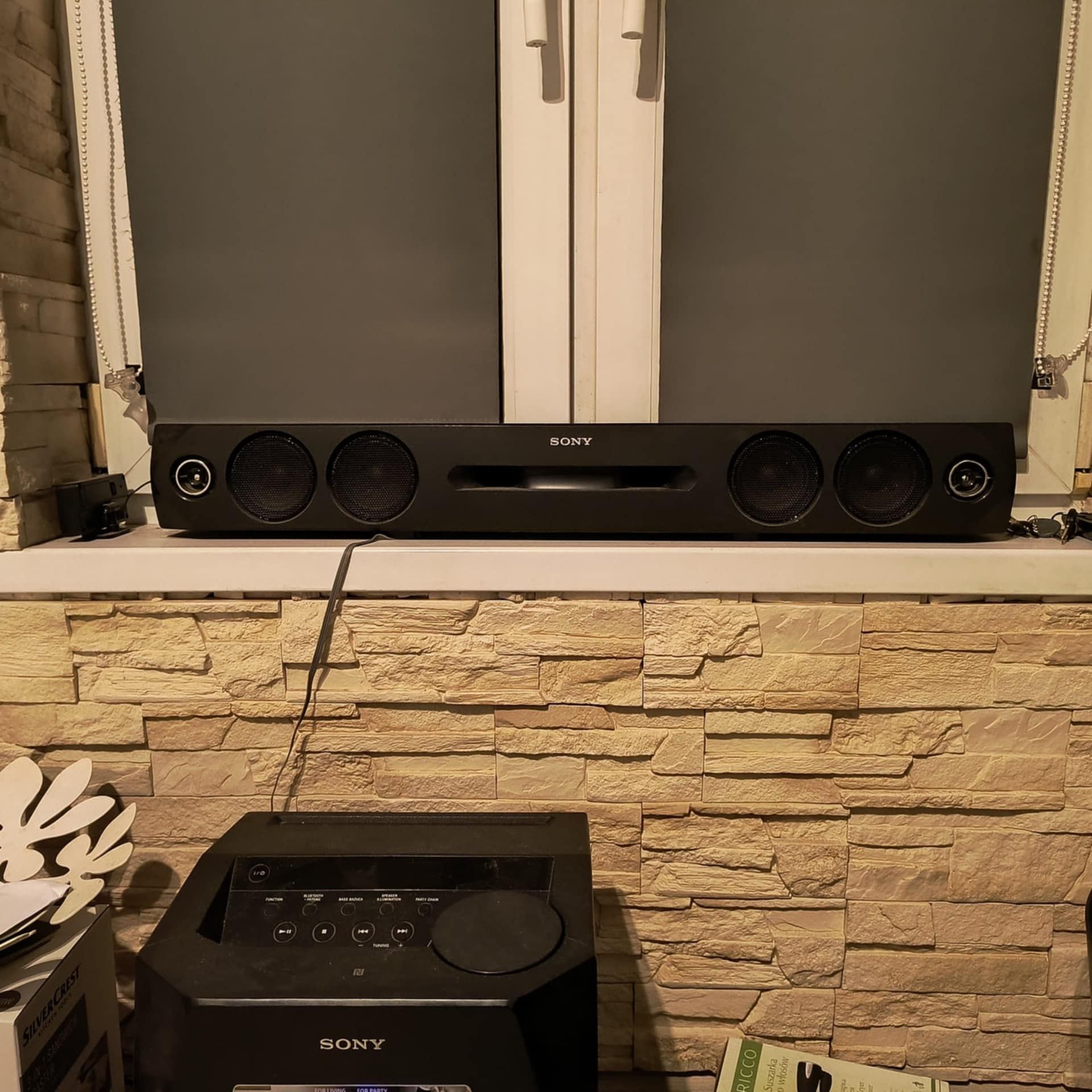 Subwoofer sony z pilotem