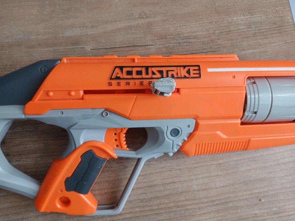 Pistolet Nerf Accustrike