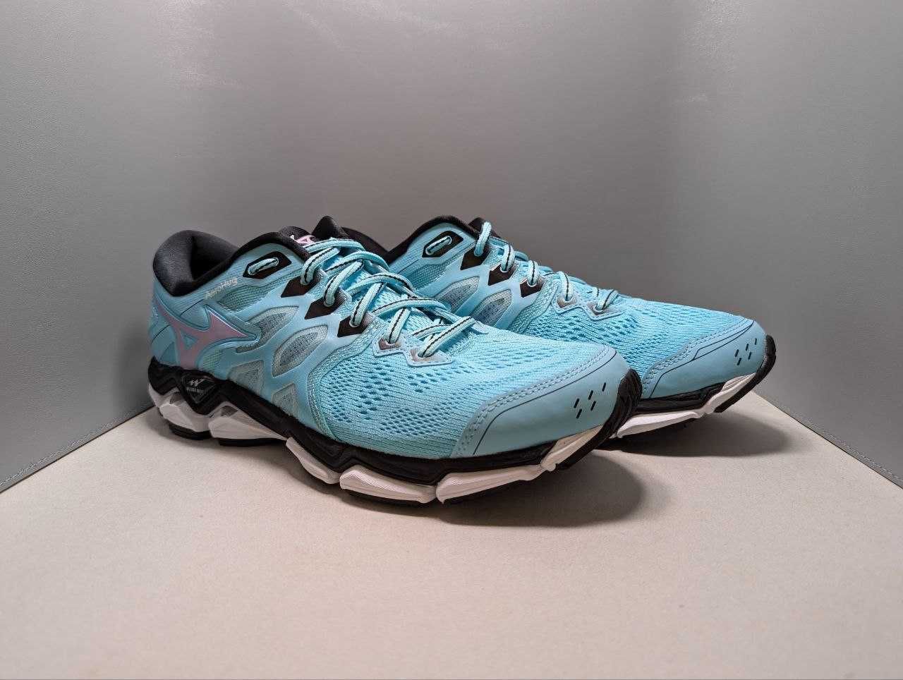 Кросівки Mizuno Wave Horizon 3 J1GD192669 
розмір US 11 EU 42.5