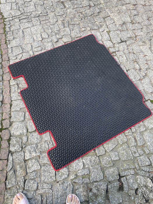 Mata bagażnik bmw f11 kombi