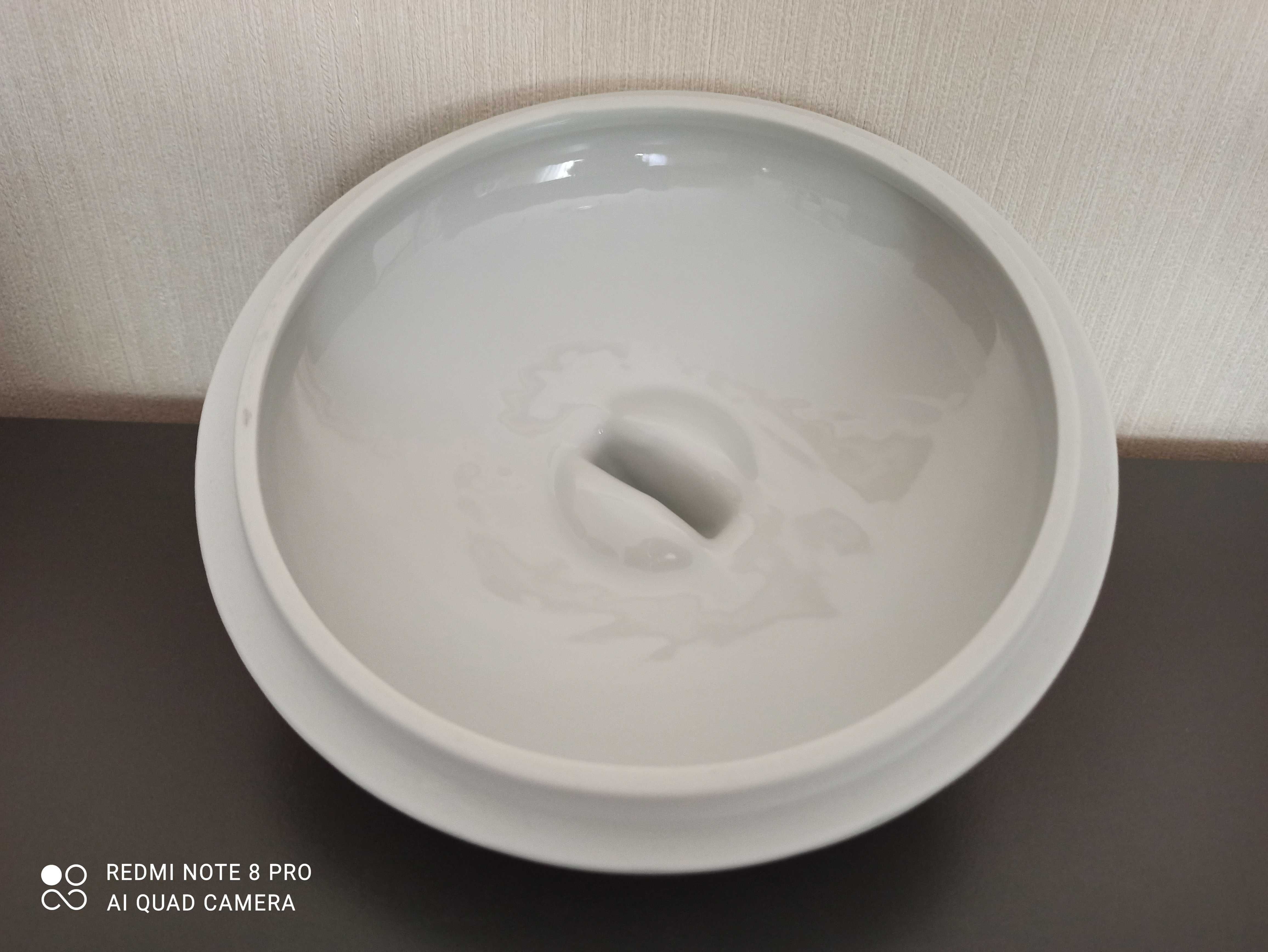 Waza, porcelana Wawel, Nowa
