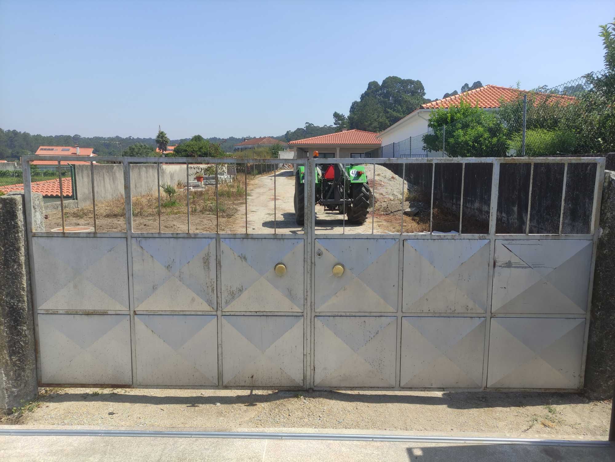 Portão 2 folhas em ferro