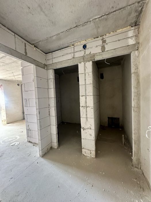 Продається 2км квартира, вул. Підгородня