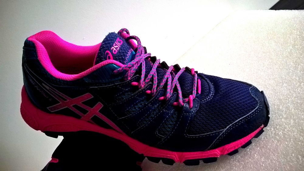 Asics Gel Fuji Attack 4 trailowe super ładne  warto