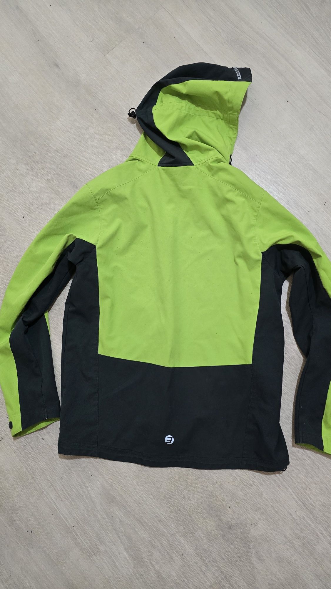 Фирменная ветровка куртка Icepeak