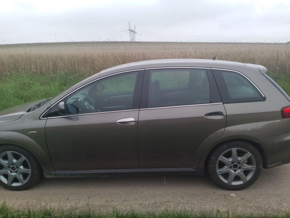 Sprzedam lub zamienię na quad lub cross Fiat Croma 1,9 150km automat