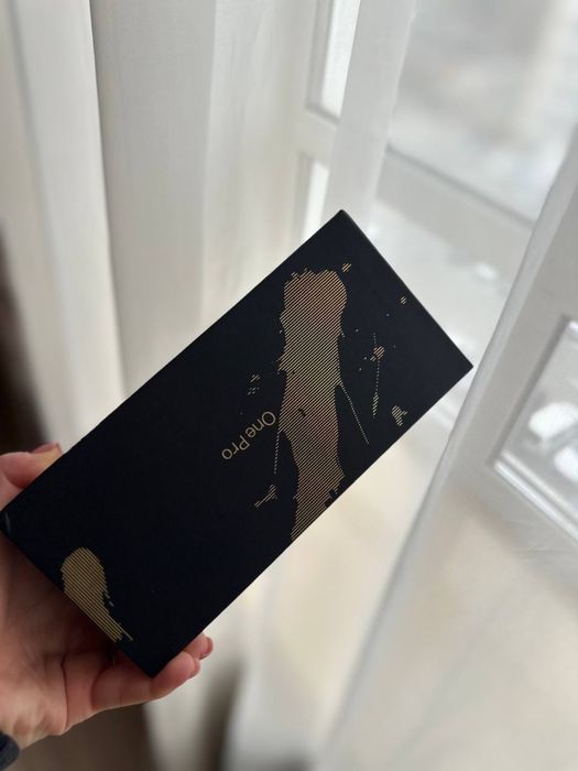 Xreal one pro нові запаковані