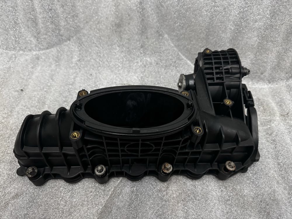 Колектор впускной Mercedes Vito/Viano/Sprinter om651 A6510900037