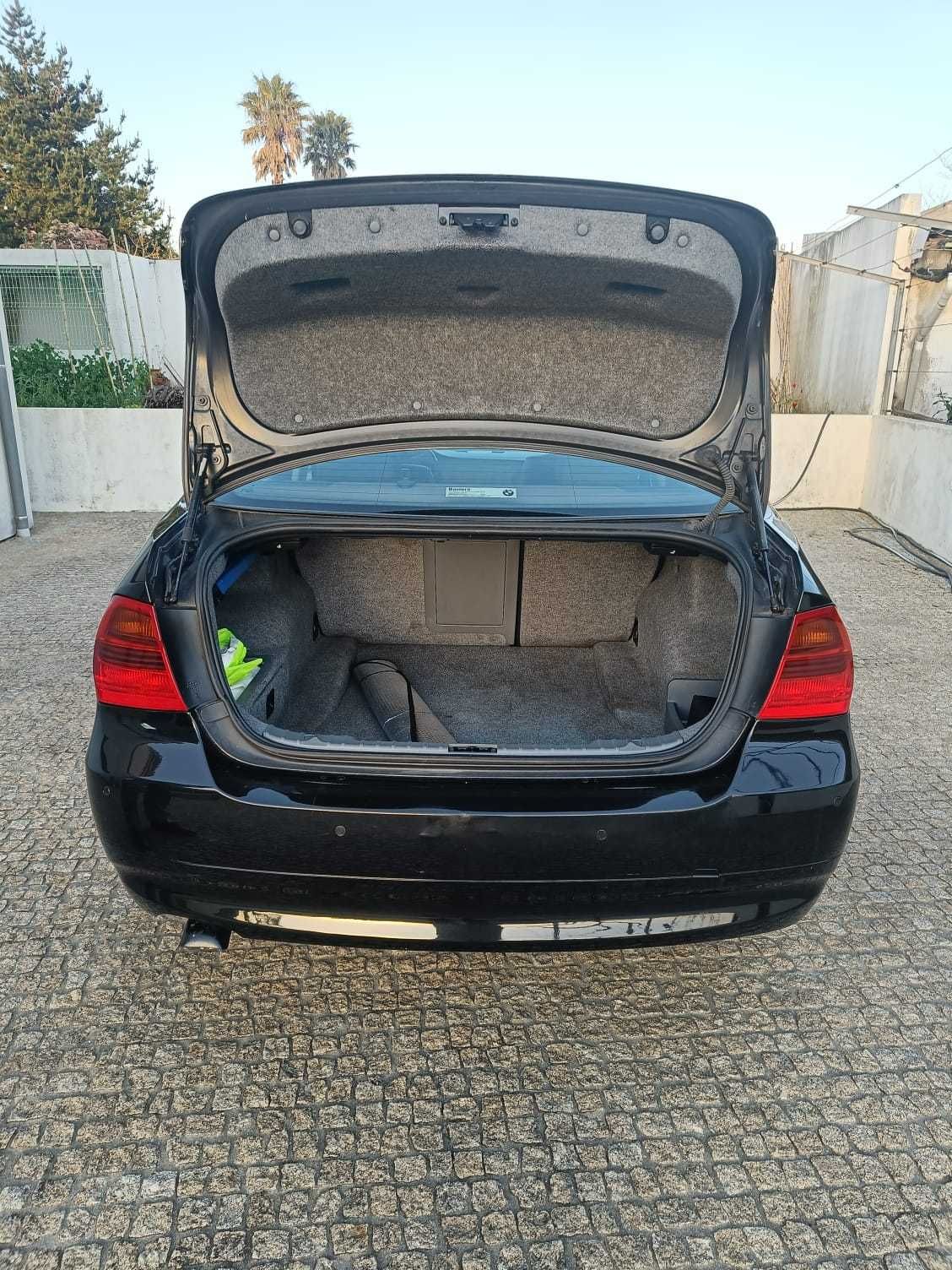 BMW 320d (2005) – Motor Novo – 150cv – 125.000 km – Impecável