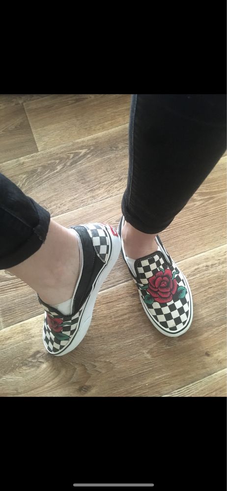 слипоны vans в клетку / шашку с розой