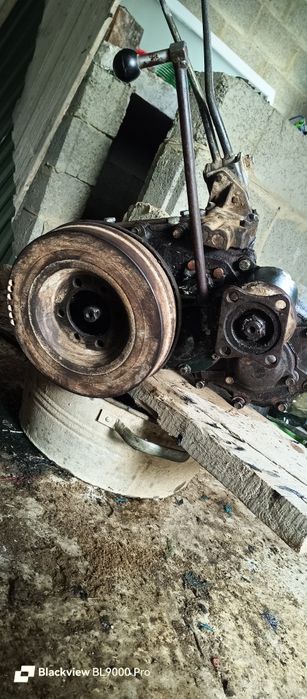 Уаз роздатка пониження 3.2 вал відбору лебідка