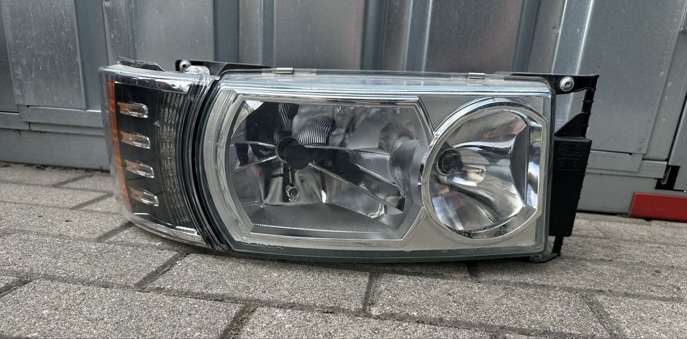 Nowa Lampa xenon ksenon Scania R Steamline Oryginał