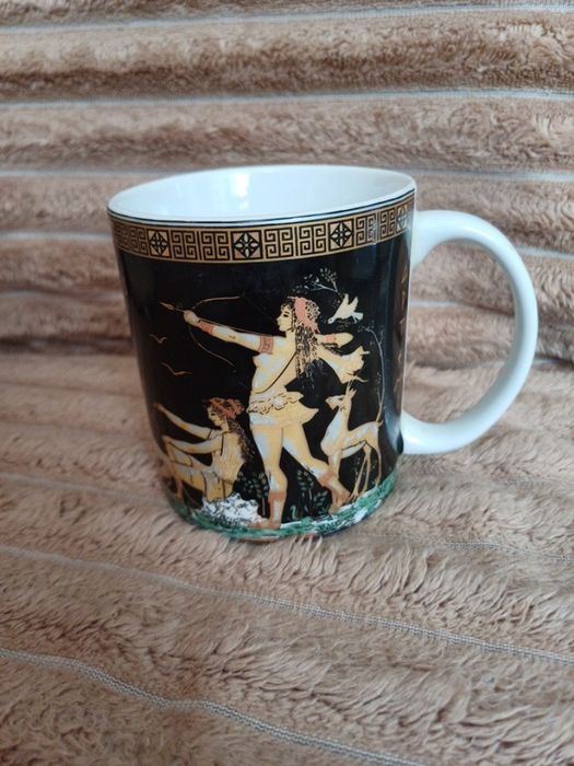 Чашка чайна у греческому стилі