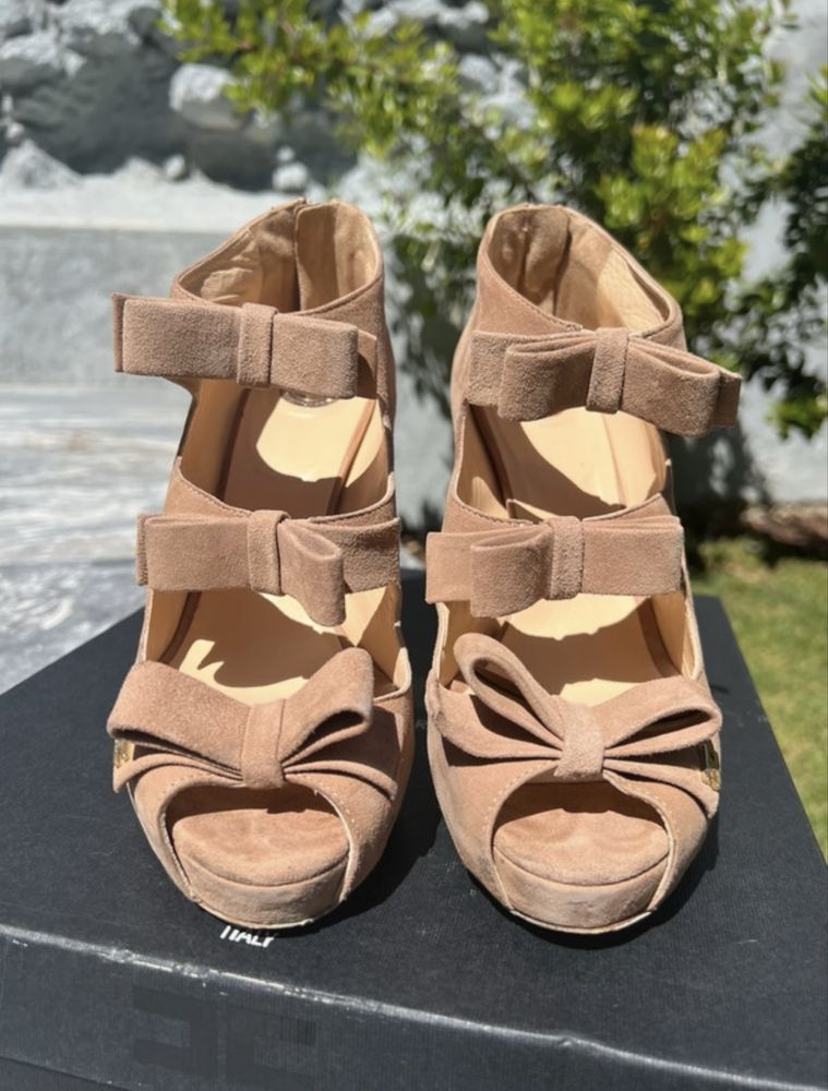 Sapatos Elisabetta Franchi com laços