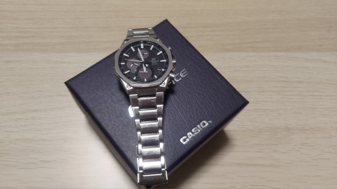 Casio Edifice EQB 1100D-1AER