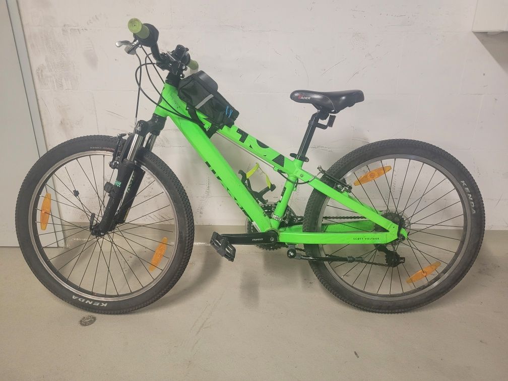 Scott Voltage jr 24