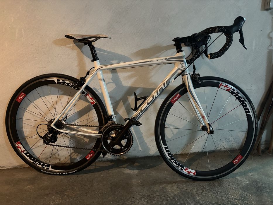 Scott CR1 Em Carbono