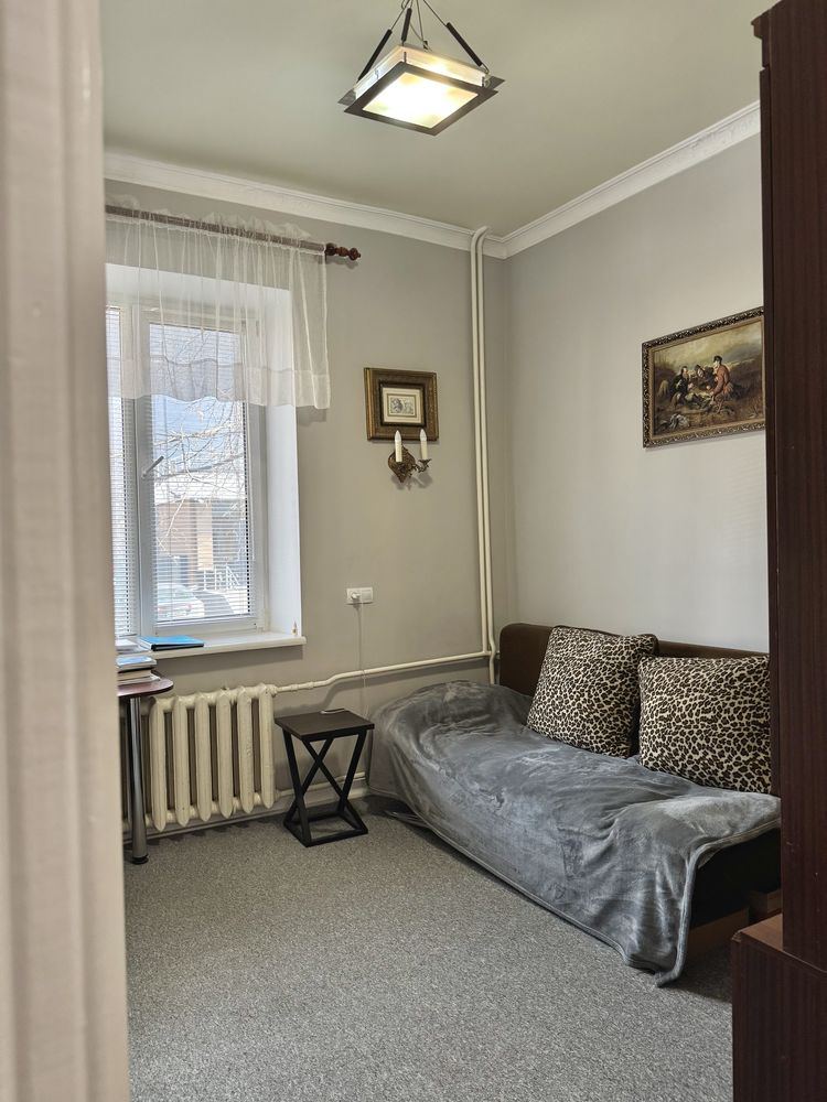 Вишукана СТАЛІНКА в ЦЕНТРі міста, 4 кімнати, 96м2, ремонт  VS