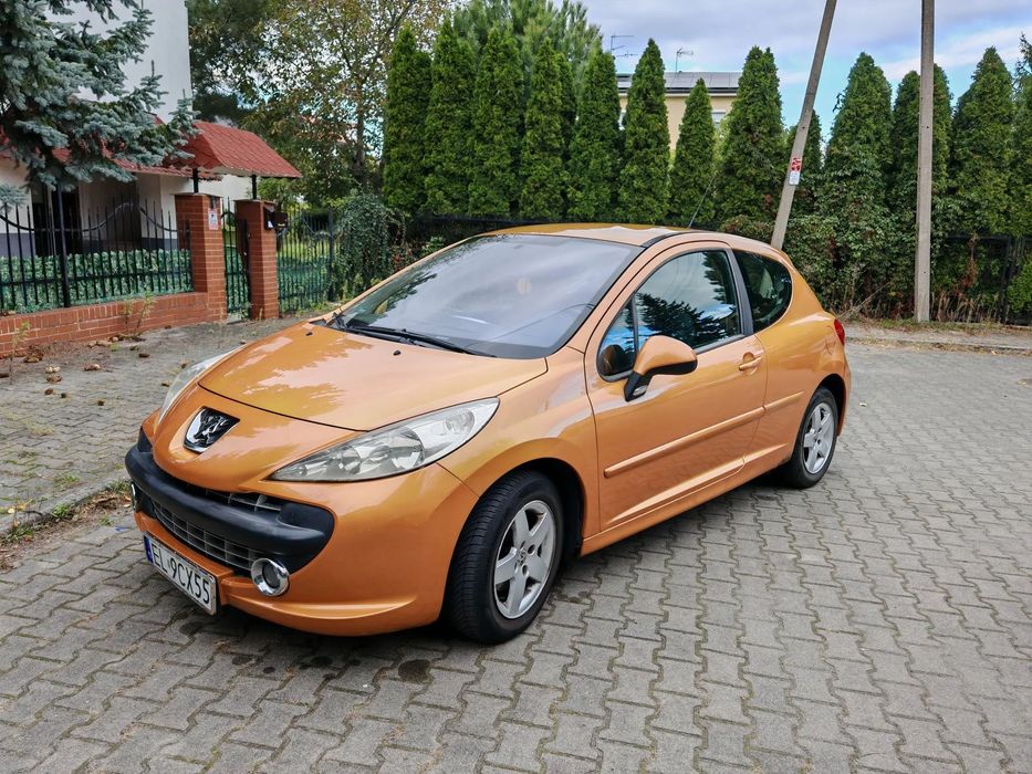 Peugeot 207 Peugeot 207 • 2006 • 1.4 Benzyna • 198 765 km