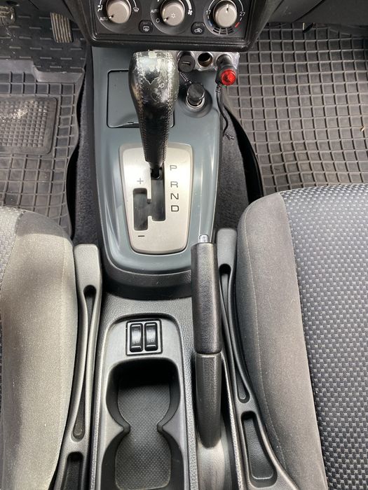 Mitsubishi Lancer 9 • 1.6 бензин/ГБО • АКПП • клімат • титани