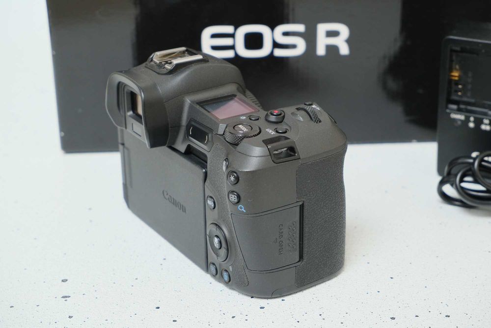 Canon EOS R Body