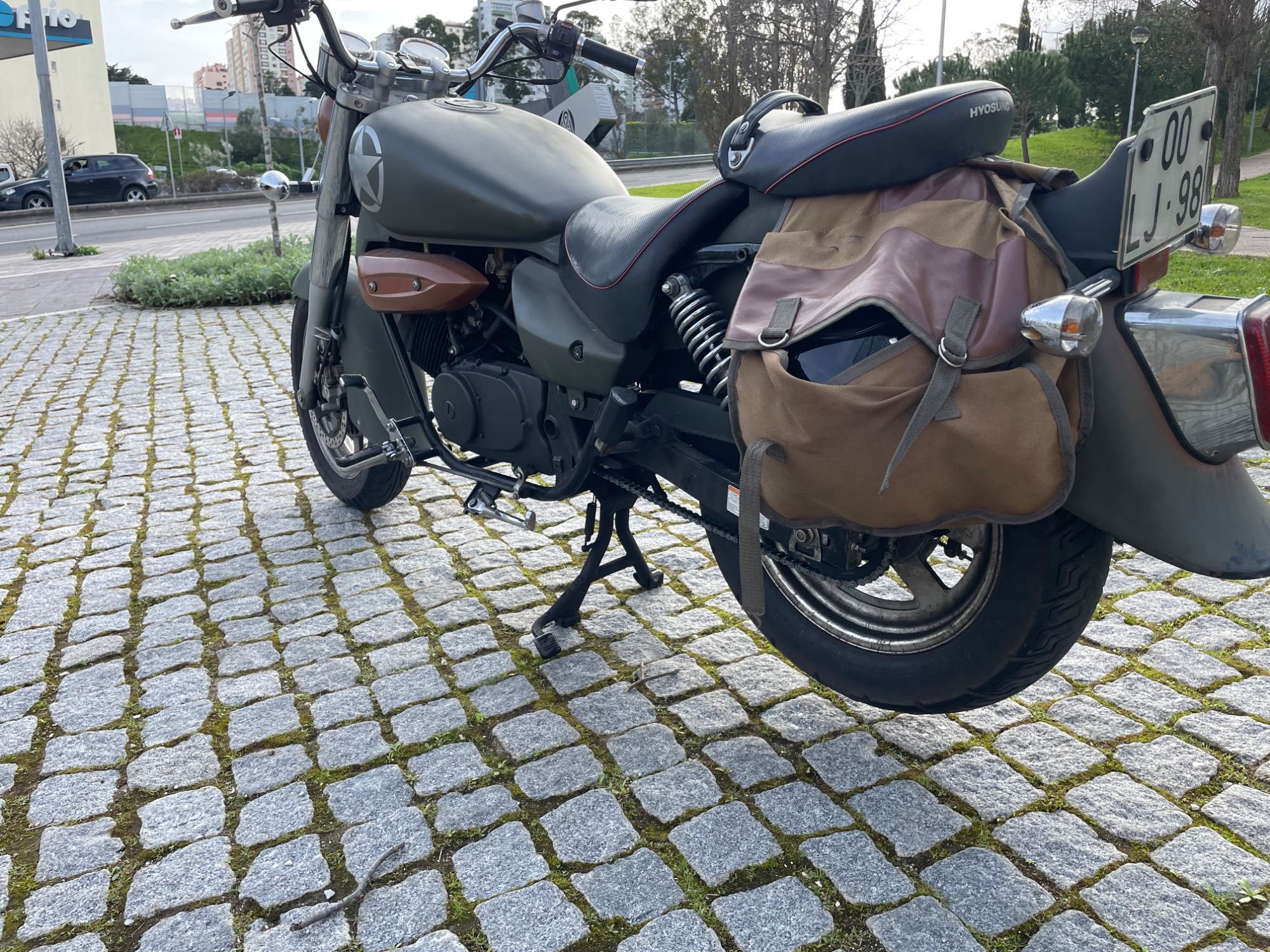 Mota Hyosung Aquila GV