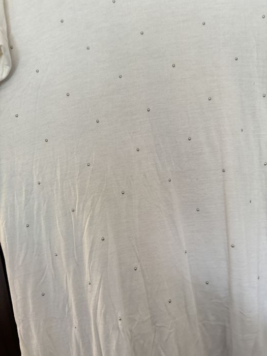 T-Shirt branca Yessica L