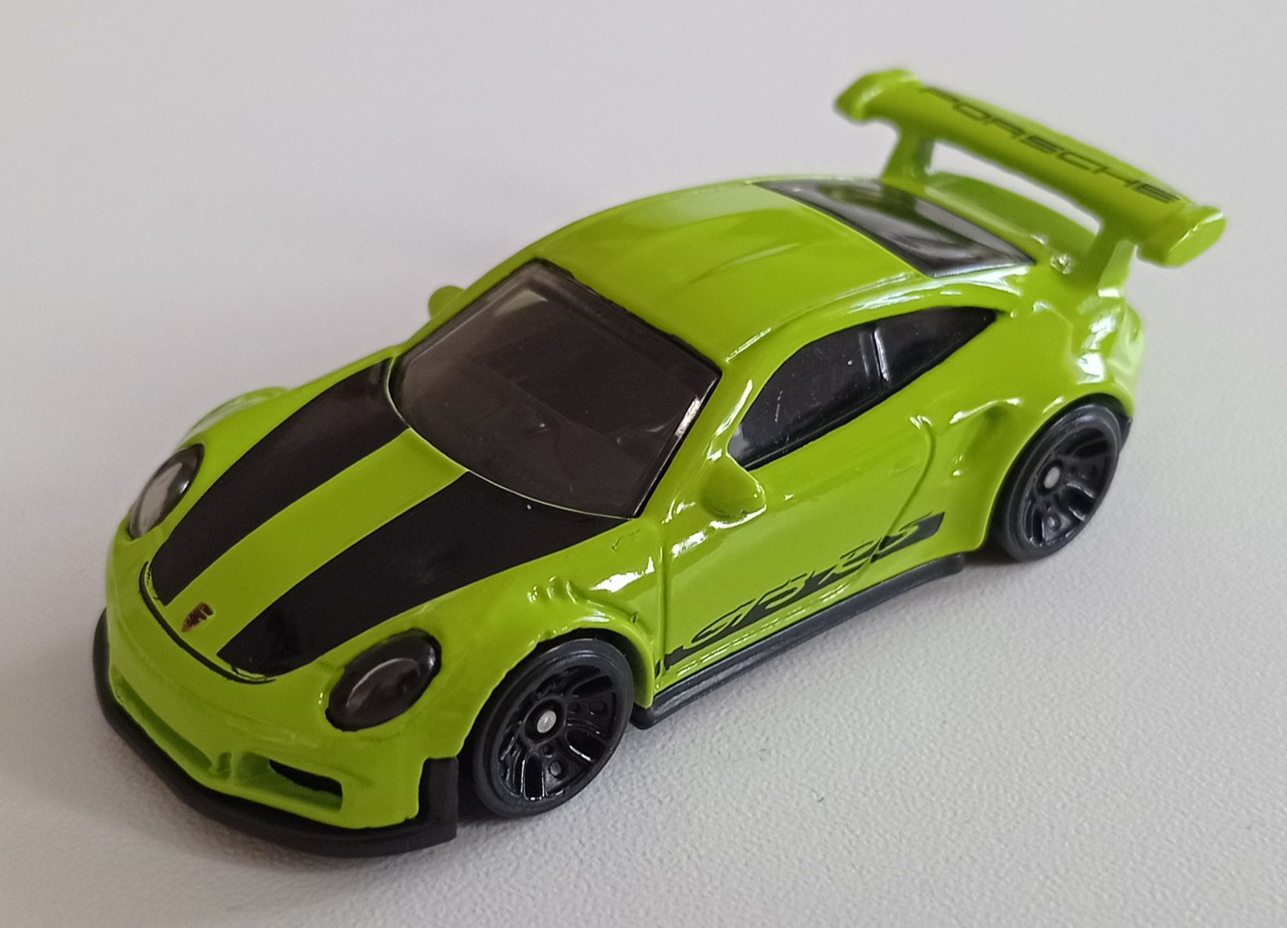 Hot Wheels Porsche 911 GT3 RS