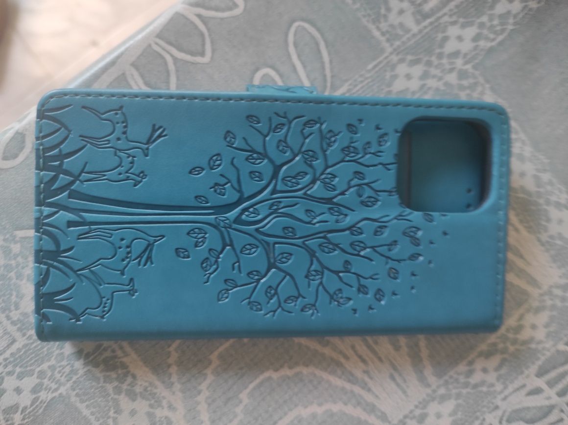 Capa iPhone 12 normal dupla como nova