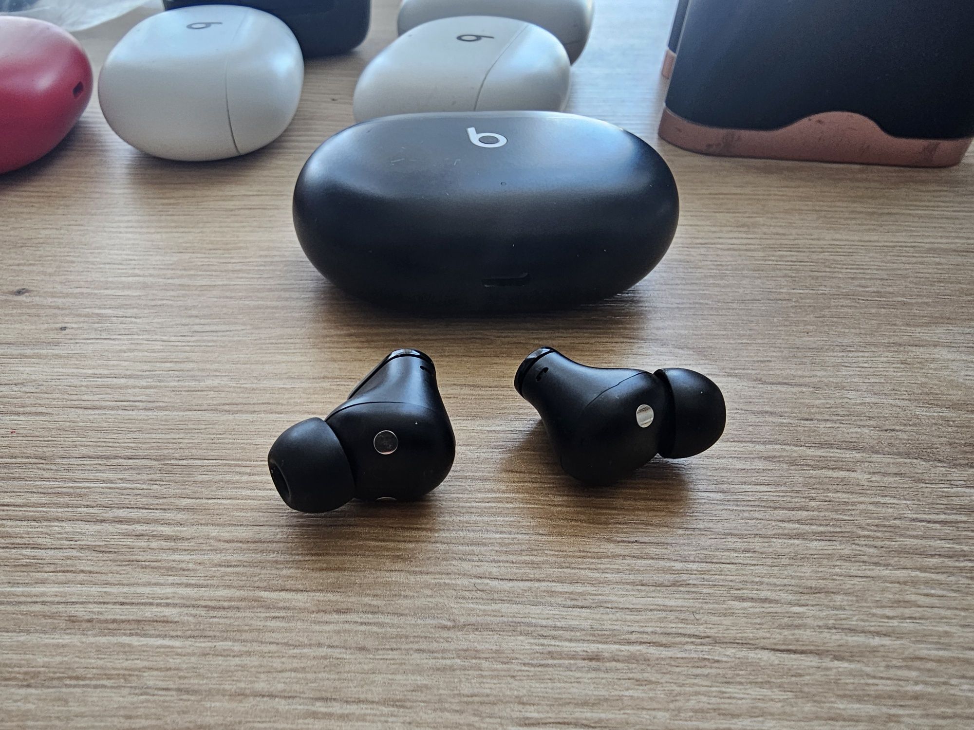 Бездротові навушники Beats by Dr. Dre - Beats Studio Buds Black #1