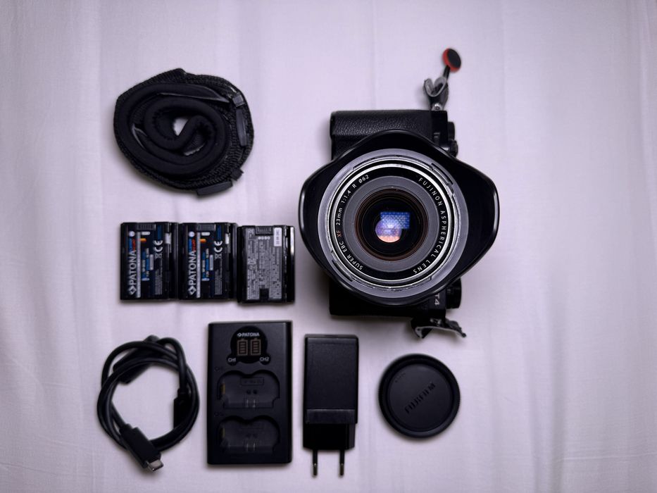Fujifilm xt4 + lente xf 23mm 1.4 r + carregador + 3 baterias