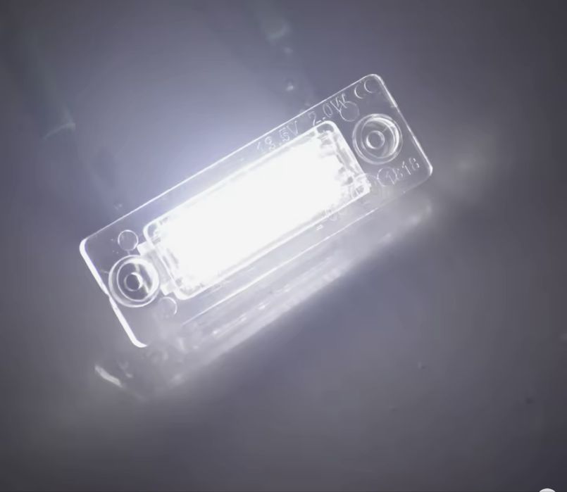 Подсветка номера Skoda Superb Volkswagen Touran transporter вантажівок