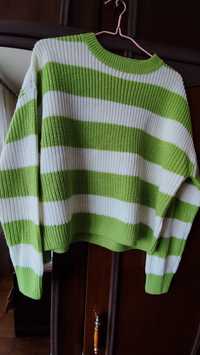 Женский вязаный  свитер