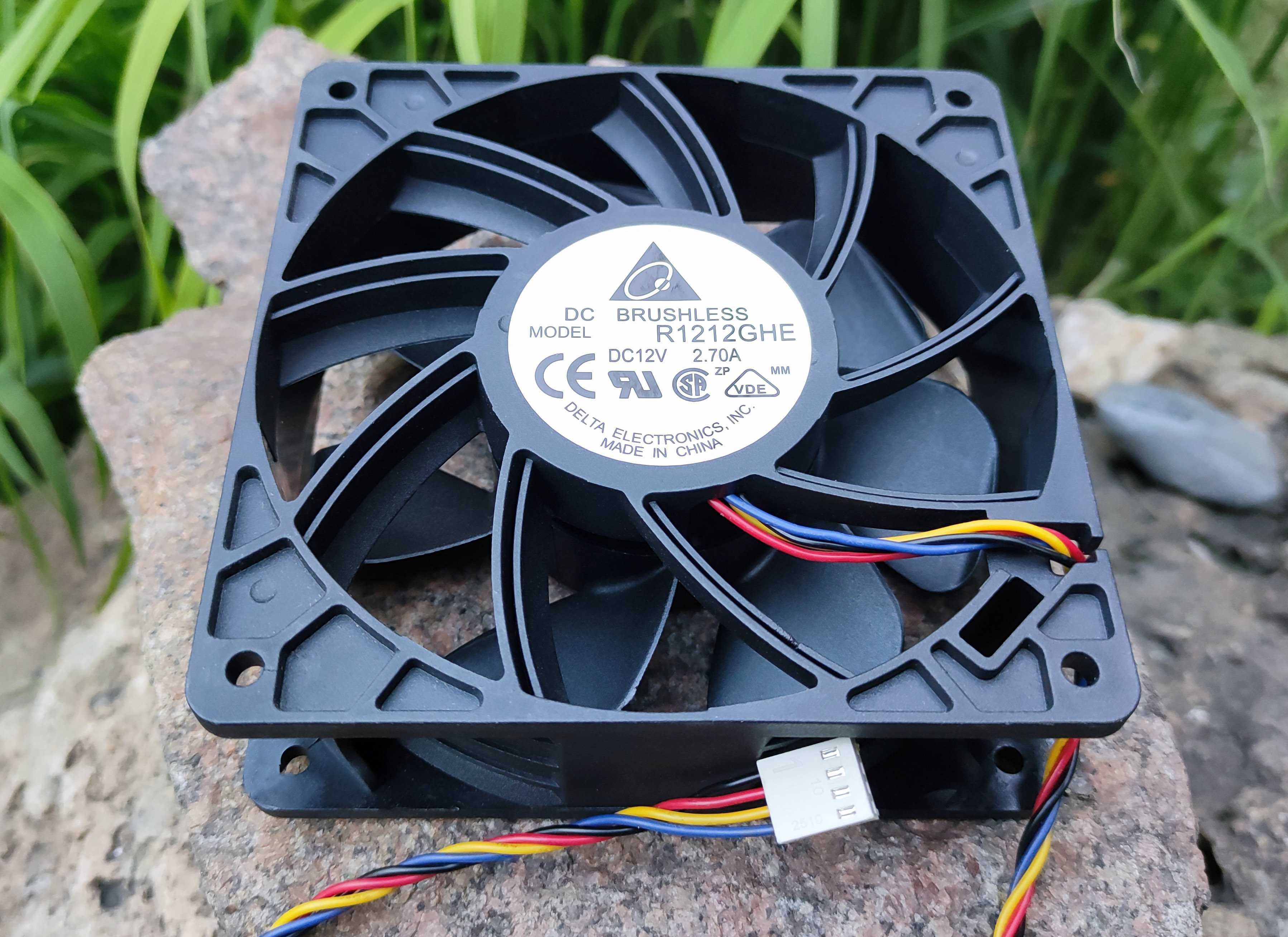 Мощный серверный вентилятор-кулер для Bitmain asic (для всех моделей)