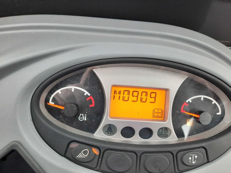 wypożyczalnia wynajem minikoparka mini koparka 1500/tydzień  bobcat