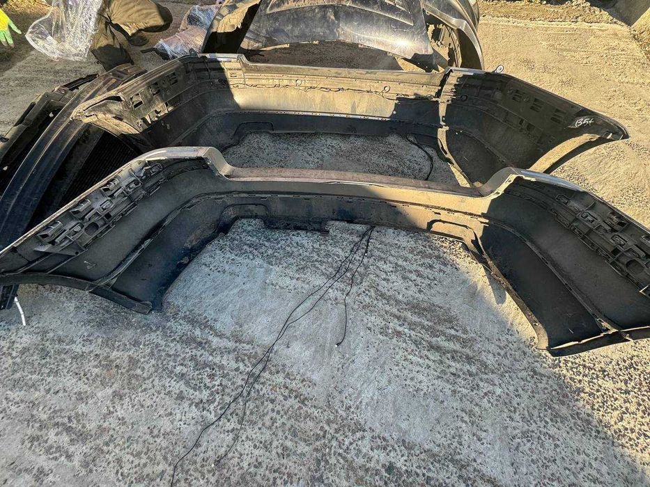 Задній Бампер в зборі до Volkswagen Passat B5+ 2001-2004