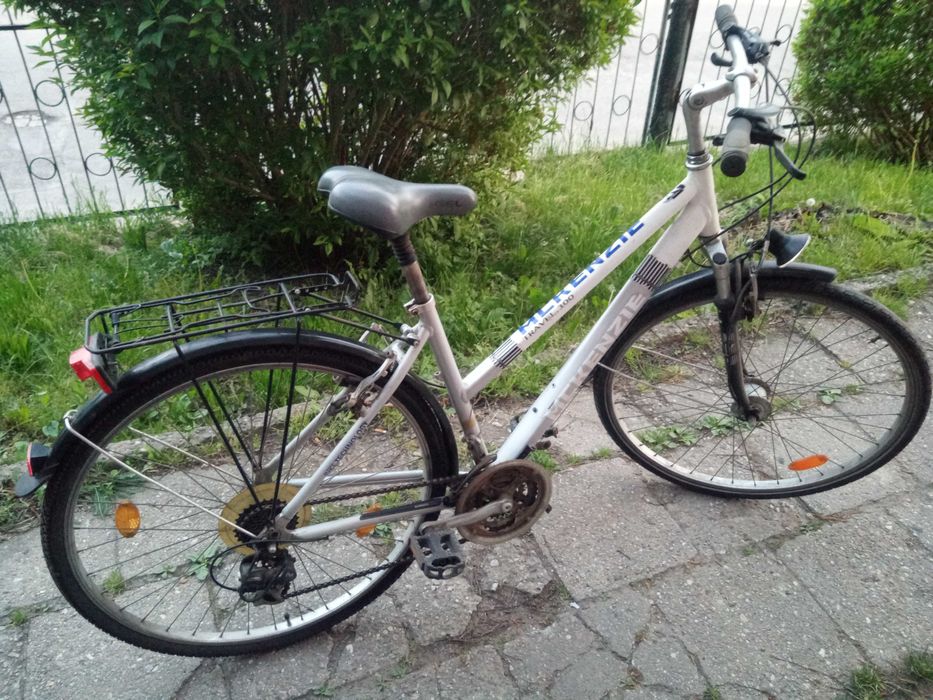 Niemiecki rower trekkingowy damka McKenzie aluminiowa rama 18 koła 28"