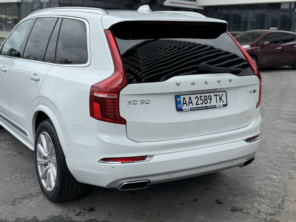 Volvo XC90 T8 PHEV Plug-in Hybrid 4WD Inscription