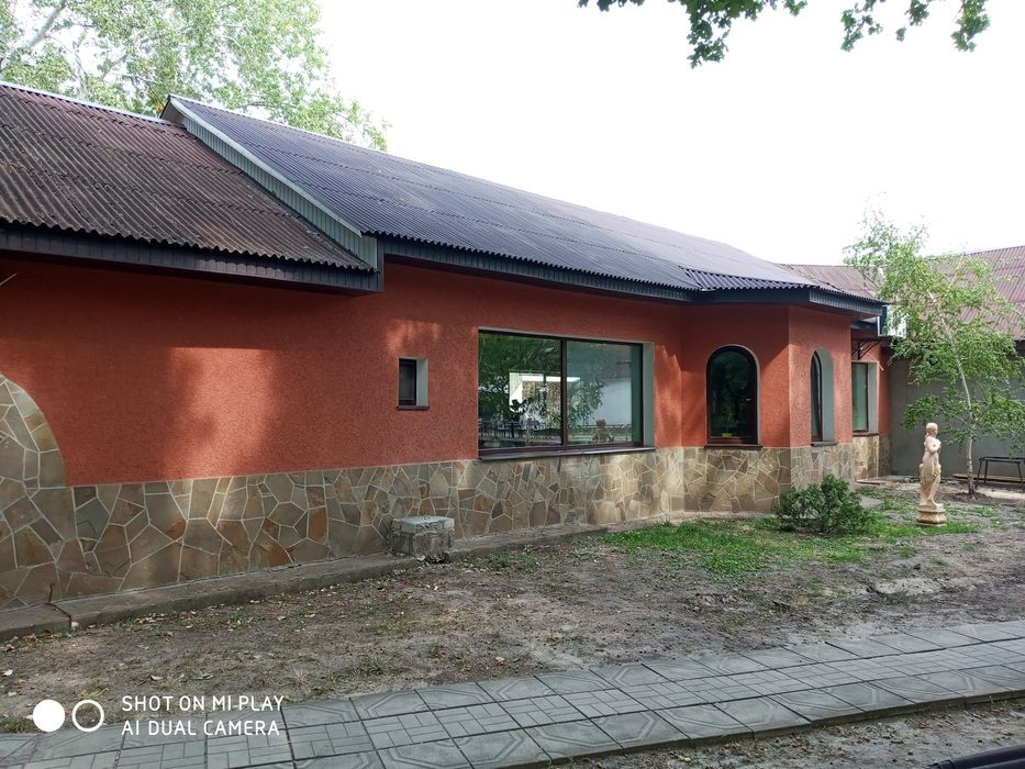 Продаётся база отдыха в лесу г. Новомосковска. Лучшее предложение!