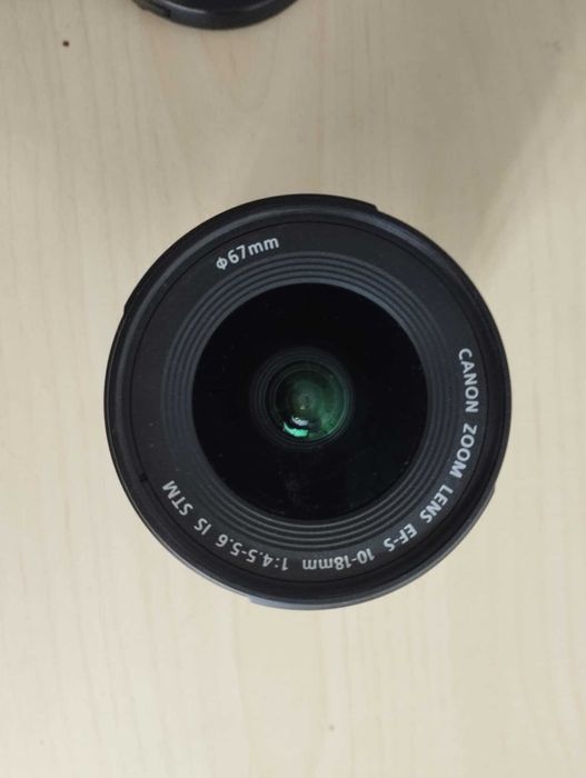 Canon EF - S 10 - 18mm