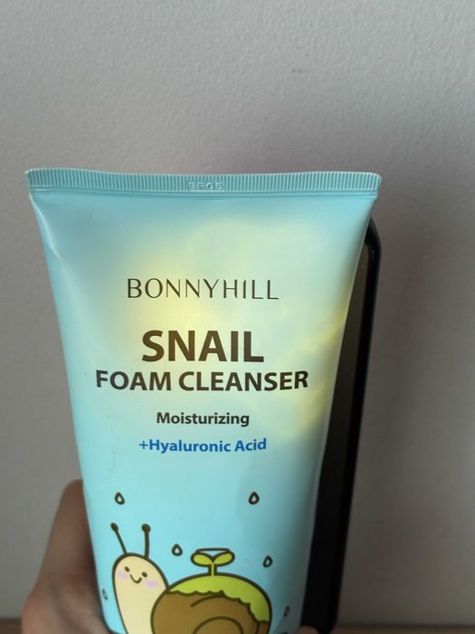 Pianka do mycia twarzy Bonnyhill Snail Foam Cleanser