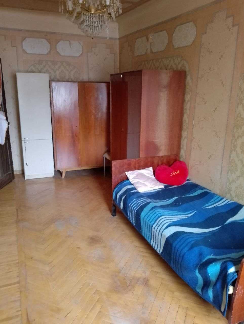Продам свою 3 кімнатну квартиру.Батиєва гора.