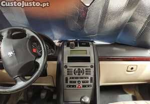 Vendo Peugeot 407 1.6 HDI 16 V Executive.